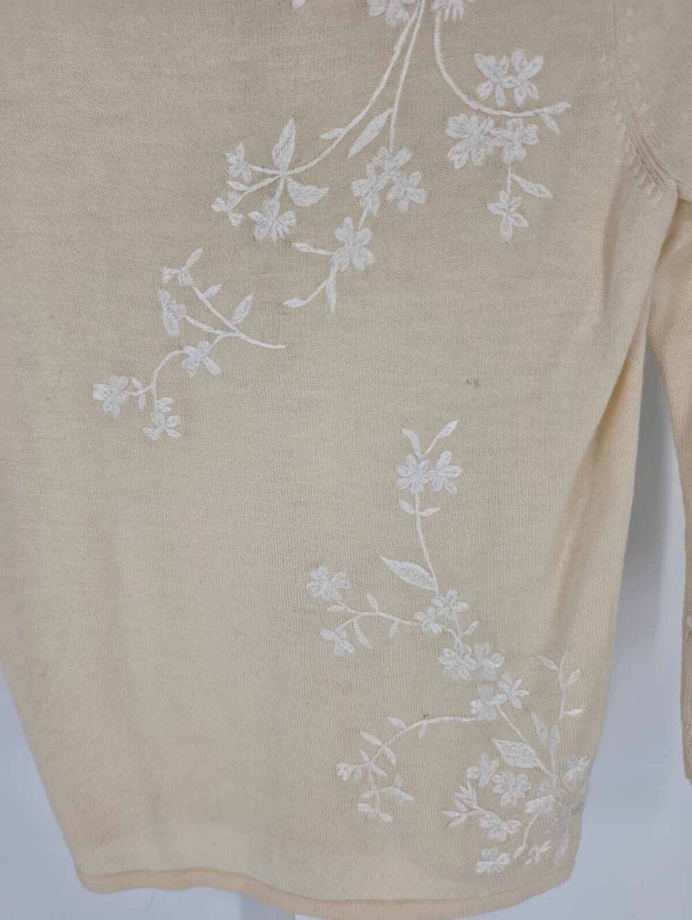 Oscar De La Renta Womens Sz XS 3/4 Sleeve Knit Top Wool Blend Cream Floral - Picture 2 of 5
